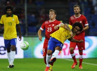 Brasil cede gol contra bizarro à Suíça e perde em 1º jogo pós-título