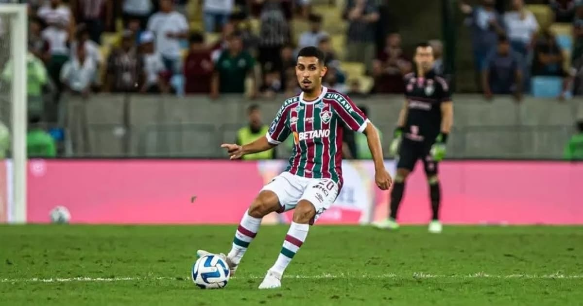 Vitória encaminha compra do meia Daniel, ex-Bahia, junto ao Fluminense