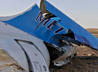 Avião russo se despedaçou em grande altitude no Egito, dizem autoridades