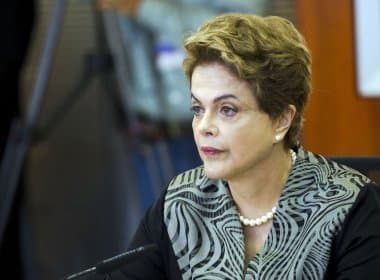 Dilma defende que PT deve reconhecer que cometeu erros