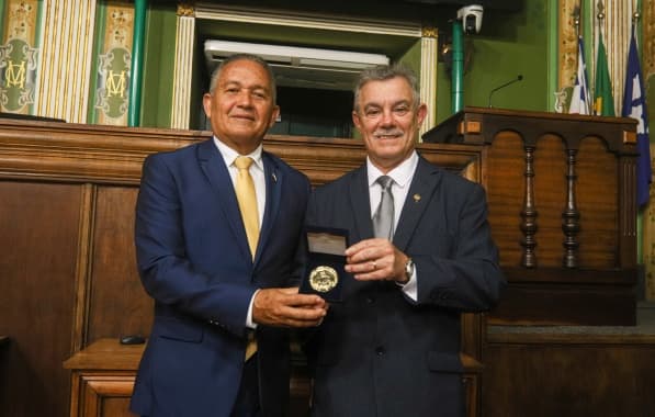 Desembargador Baltazar Miranda Saraiva recebe Medalha Irmã Dulce na Câmara de Salvador