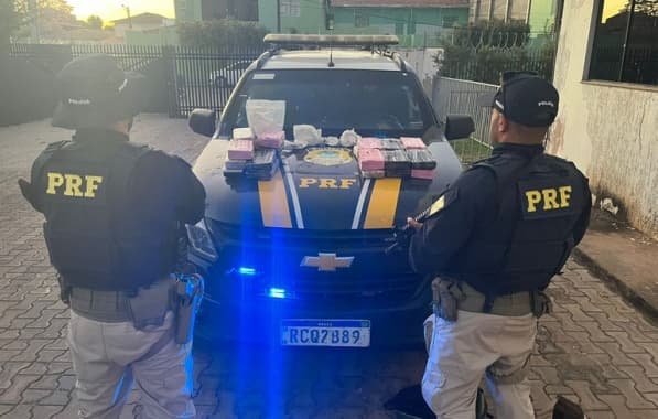 Homem é preso no Extremo Oeste baiano ao levar 26 kg de cocaína em ônibus