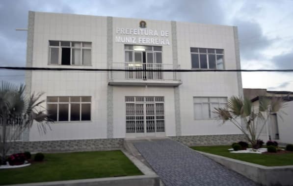 MPF abre inquérito para apurar construção de quadra escolar coberta no Recôncavo baiano