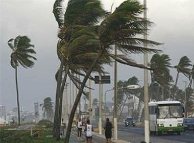 Ventos em Salvador chegam a 46 km/h 