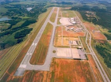 Ministro encontra políticos baianos para discutir entraves em projeto do aeroporto de Conquista