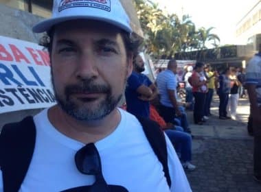 ‘Pacotaço de ruindades’ tem projetos que descumprem acordo pós-greve, diz professor