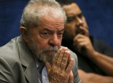 Prefeito de cidade, padre petista compara Lula a Jesus durante caravana 