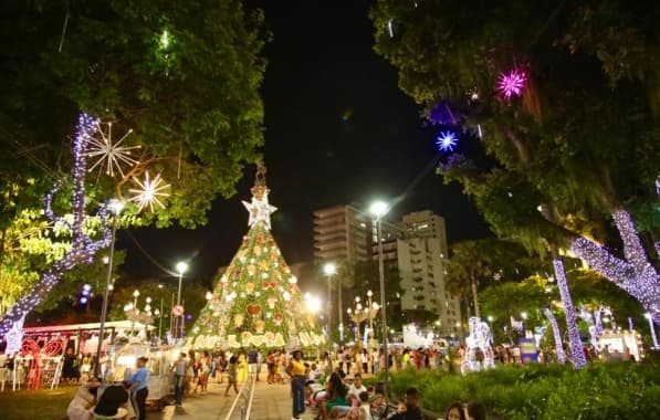 Com decoração de Natal no Centro Histórico, prefeitura de Salvador regulamenta 470 vagas de estacionamento no Pelourinho