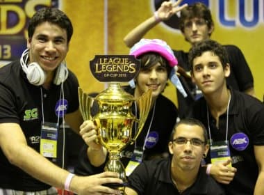Gamepólitan atrai 10 mil pessoas com torneios e prêmios para gamers em Salvador