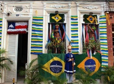 Donos de casas decoradas para o desfile de 2 de Julho concorrem a prêmio de até R$ 3 mil