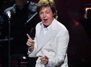 Paul McCartney grava vídeos para convidar fãs brasileiros para shows