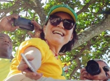 Regina Duarte declara apoio a Michel Temer e a extinção do MinC