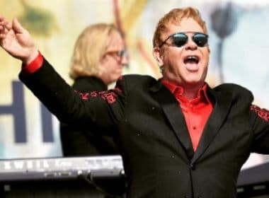 Sucessos de Elton John ganham clipes após concurso entre produtores; confira