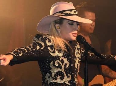 Com show marcado no Brasil e doente, Lady Gaga cancela apresentação