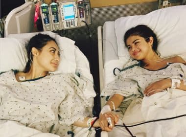 Selena Gomez revela ter passado por transplante de rim para tratar lupus