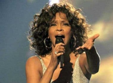 Filme sobre Whitney revela que cantora foi abusada sexualmente por prima na infância