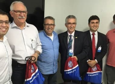 Membros da Unimed visitam o Bahia e exaltam parceria