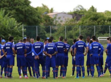 Com Hernane e sem Ribeiro, Bahia convoca 20 atletas para jogo contra o Joinville