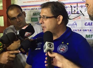 Guto elogia desempenho do Bahia com um a menos: 'Não abrimos mão de atacar'