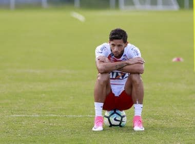  Juninho Capixaba surge como novidade entre titulares durante treino do Bahia