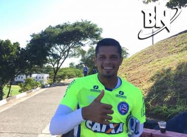 Anderson celebra renovação com o Bahia e mira titularidade: 'Também sou um bom goleiro'