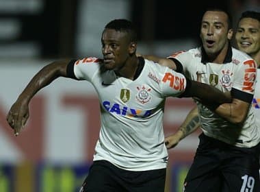 Apático, Bahia perde para o Corinthians e vê adversário por fim em crise