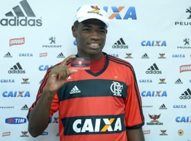 Apresentado no Flamengo, Feijão volta a criticar o Vitória