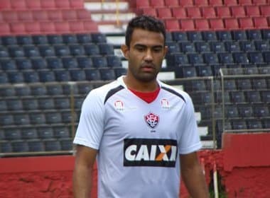 América-MG anuncia a contratação de Renato Santos, ex-Vitória