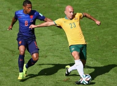 Em jogo de golaços e viradas, Holanda vence Austrália no Beira-Rio