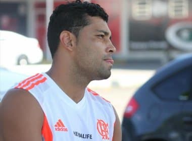 Diretoria do Flamengo rescinde com André Santos