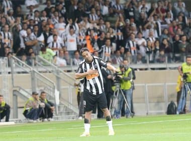 Após derrota para o Sport, Jô confirma saída de Ronaldinho Gaúcho do Atlético Mineiro