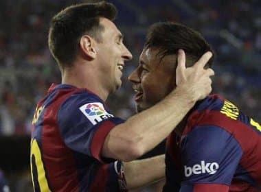Neymar marca dois golaços em reestreia pelo Barcelona