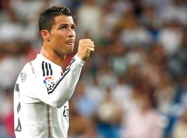 Cristiano Ronaldo é eleito o melhor jogador da Europa na última temporada