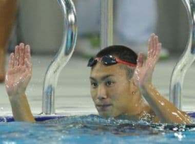 Nadador é expulso de torneio na Coreia do Sul após furtar câmera de fotógrafo