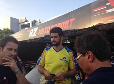 Após acidente, Thiago Camilo recolhe assinaturas para tentar correr no GP Bahia