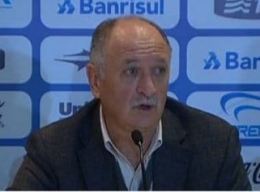 Felipão é denunciado por discussão com 4° árbitro e pode pegar até três jogos de suspensão