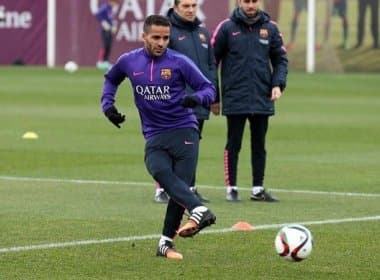 Barcelona: Douglas sofre lesão em treino e ficará parado por um mês