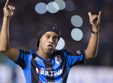 Imprensa mexicana chama Ronaldinho de &quot;Robaldinho&quot;