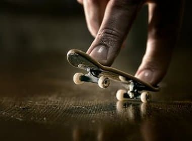 Conheça mais sobre o skate de dedo, esporte que une arte e trabalho social em Salvador