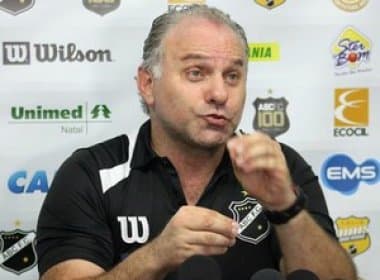Depois de derrota para o Bahia, técnico do ABC desabafa: ‘Vergonha do meu trabalho’