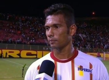 Nino Guerreiro lamenta revés para o Vitória, mas quer &#039;honrar a camisa&#039; contra o Flu