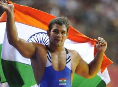 Às vésperas dos Jogos, lutador indiano cai no antidoping e fica de fora do Rio 2016