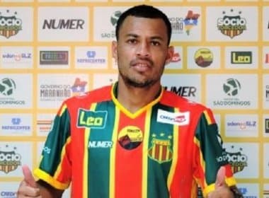 Durante preparação para jogo da Série B, Léo Gago pede dispensa do Sampaio Corrêa 