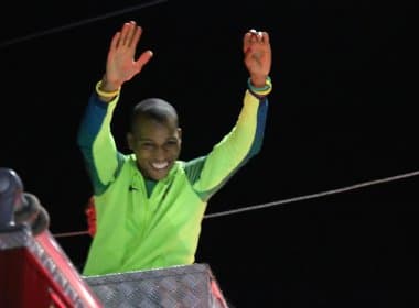 Após ouro olímpico, Robson Conceição estreia como profissional neste sábado