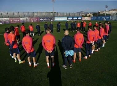 Barcelona e Real Madrid realizam um minuto de silêncio em homenagem a Chapecoense