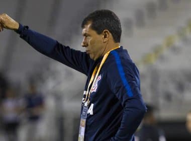Fábio Carille comemora goleada do Corinthians e não esconde surpresa pelo resultado