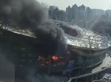 Estádio do time de Tevez pega fogo na China; incêndio não deixa vítimas