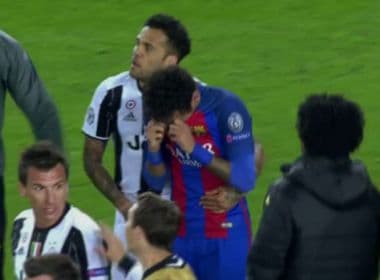 Daniel Alves fala sobre classificação da Juve e conversa com Neymar