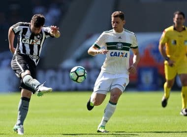 No jogo da manhã, Botafogo e Coritiba ficam no empate no Nilton Santos