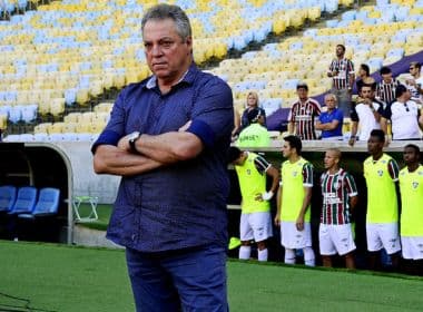 Abel Braga diz que Fluminense sai com gosto amargo com empate e ainda critica arbitragem